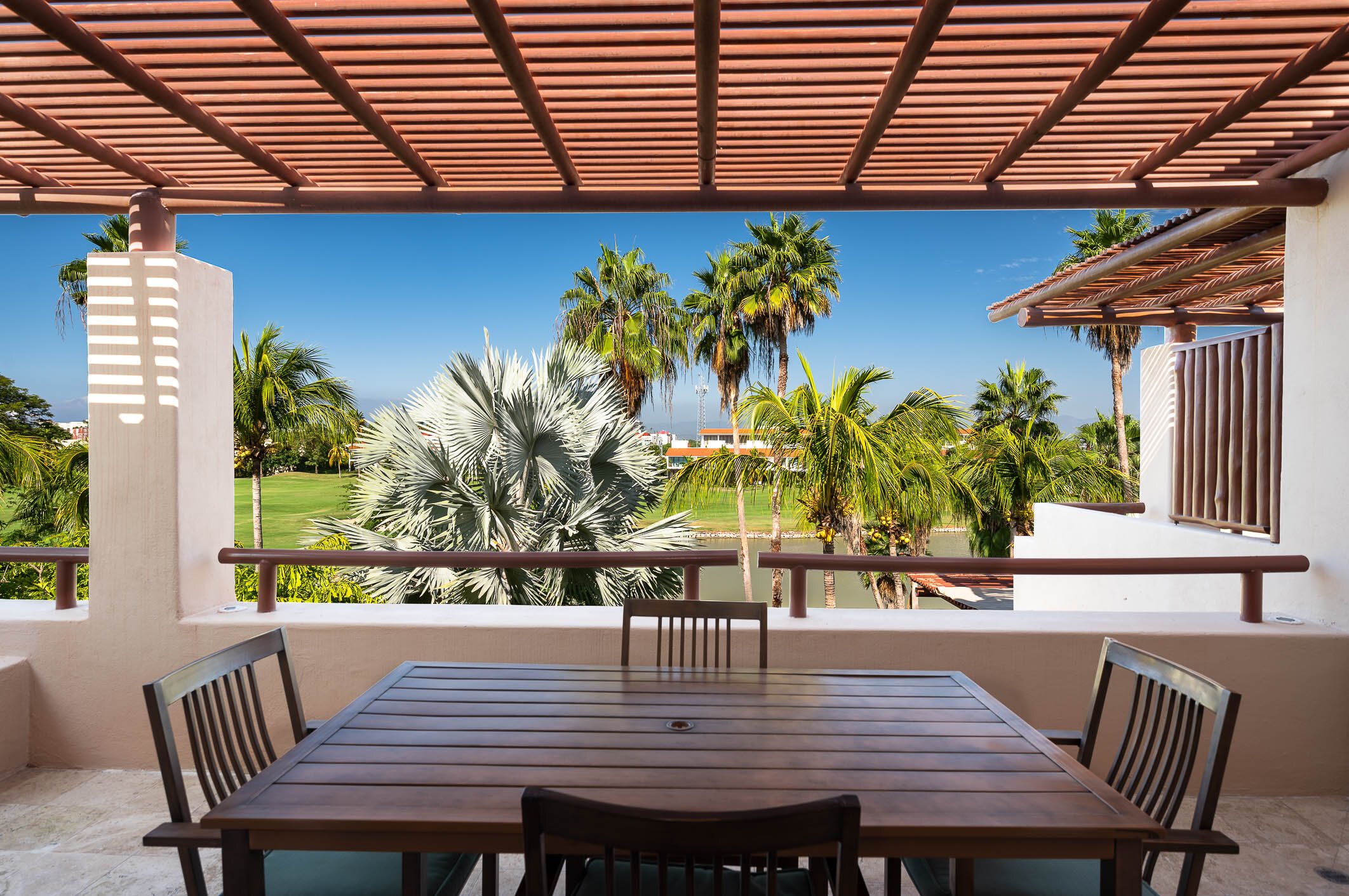 Dalila 301 Gourmet Kitchen